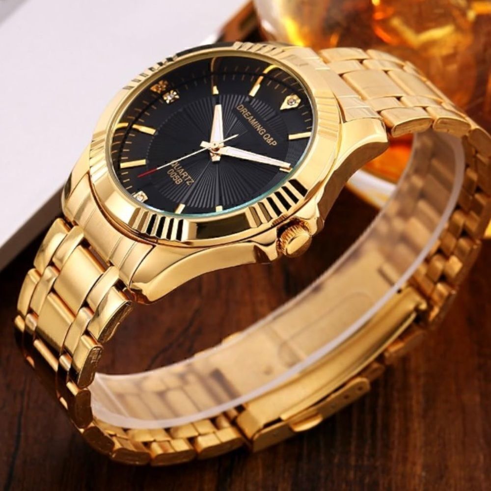 Classic Gold Wristwatch for Men